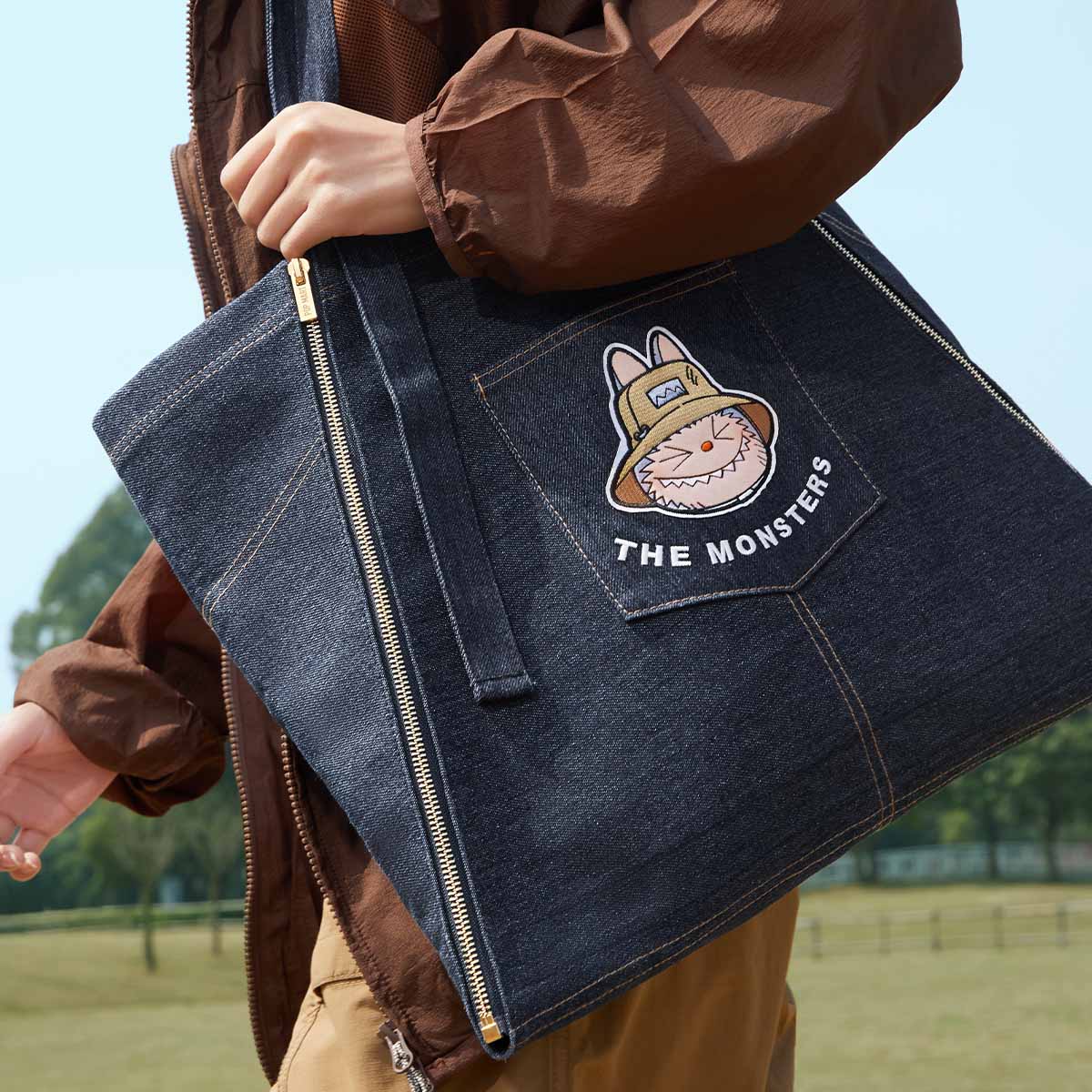 LABUBU Denim Apron Bag – THE MONSTERS Fall in Wild Series