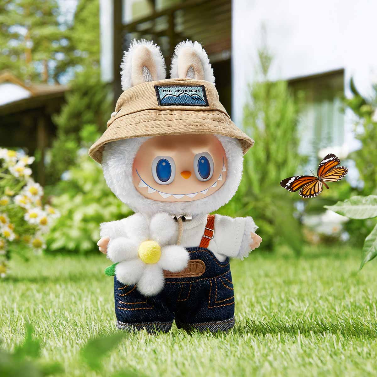 LABUBU Vinyl Plush Doll Pendant – THE MONSTERS Fall in Wild Series