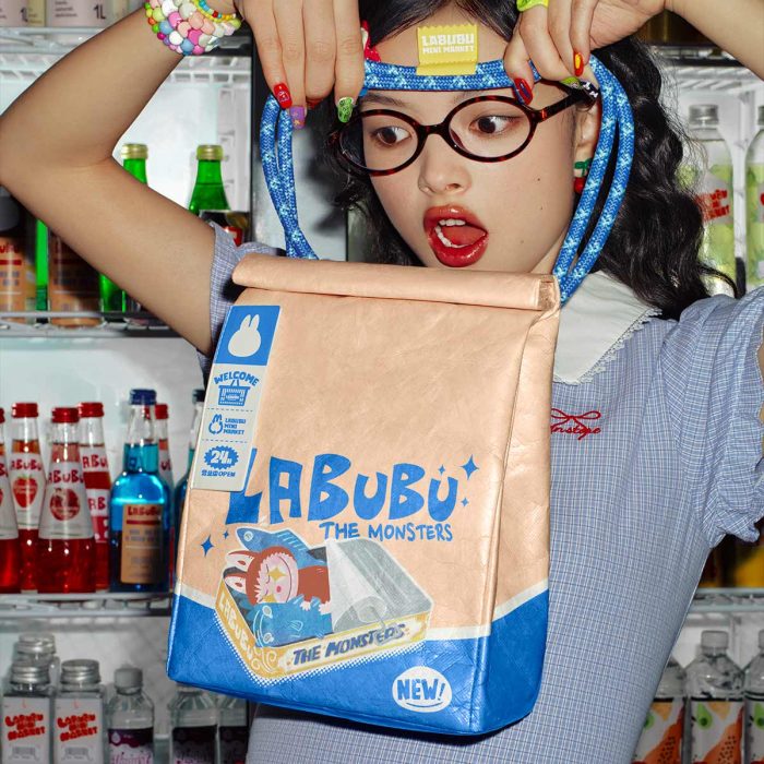 THE MONSTERS Wacky Mart Series – LABUBU Messenger Bag-monsters-wacky-mart-series-messenger-bag_accessories_details_popmart-us_____1200x1200-1-700x700
